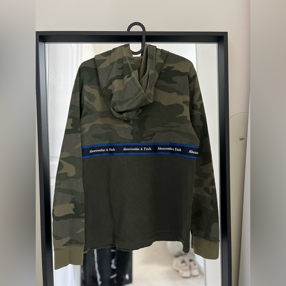 Abercrombie Hoodie - Picture 4 of 5
